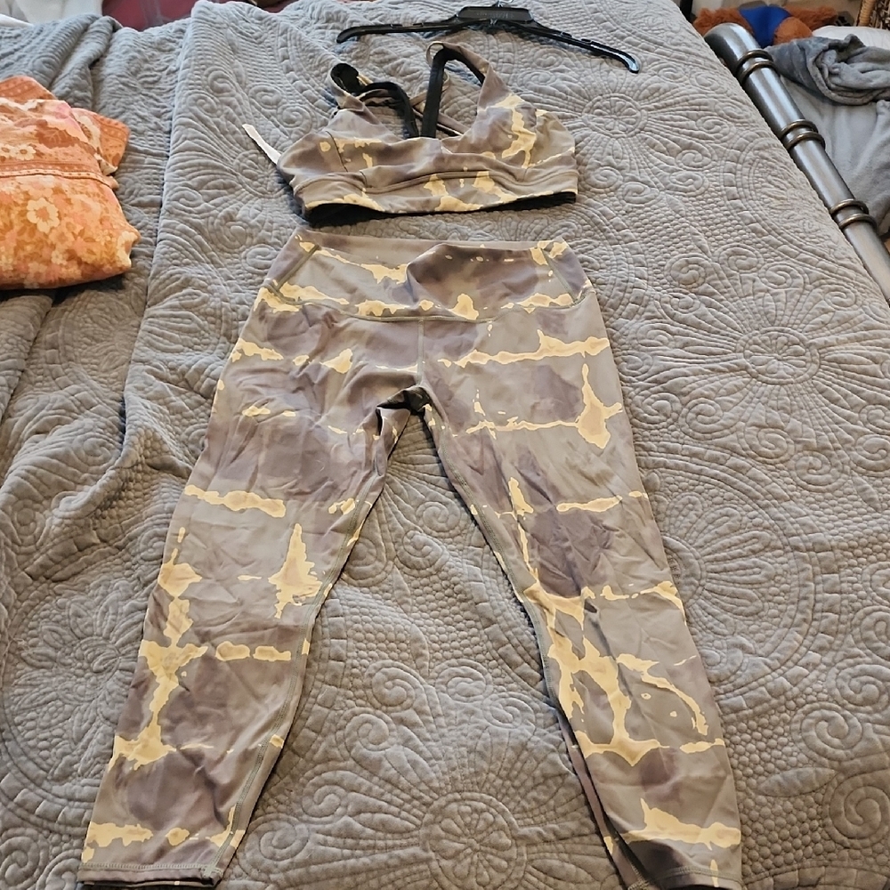 Varley Gray and Tan Activewear Set